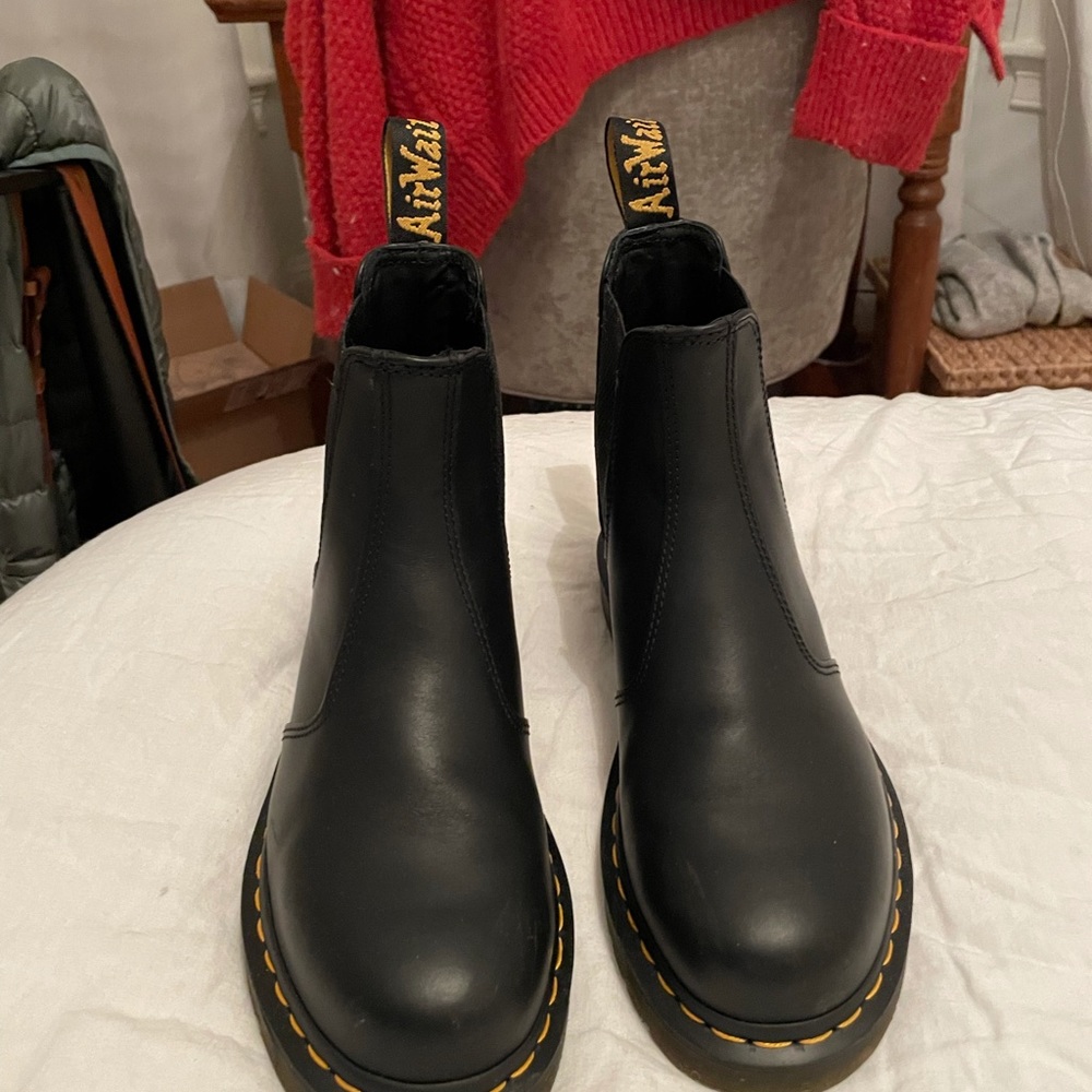 Dr. Marten 2976 Chelsea Boots, Yellow Stitch, Size W9